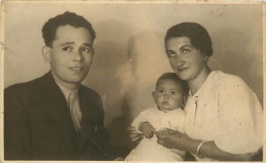 Samuel Blei with wife Frieda and child.